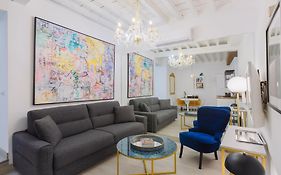 Rincon De Ollerias - Central Apartment With Parking